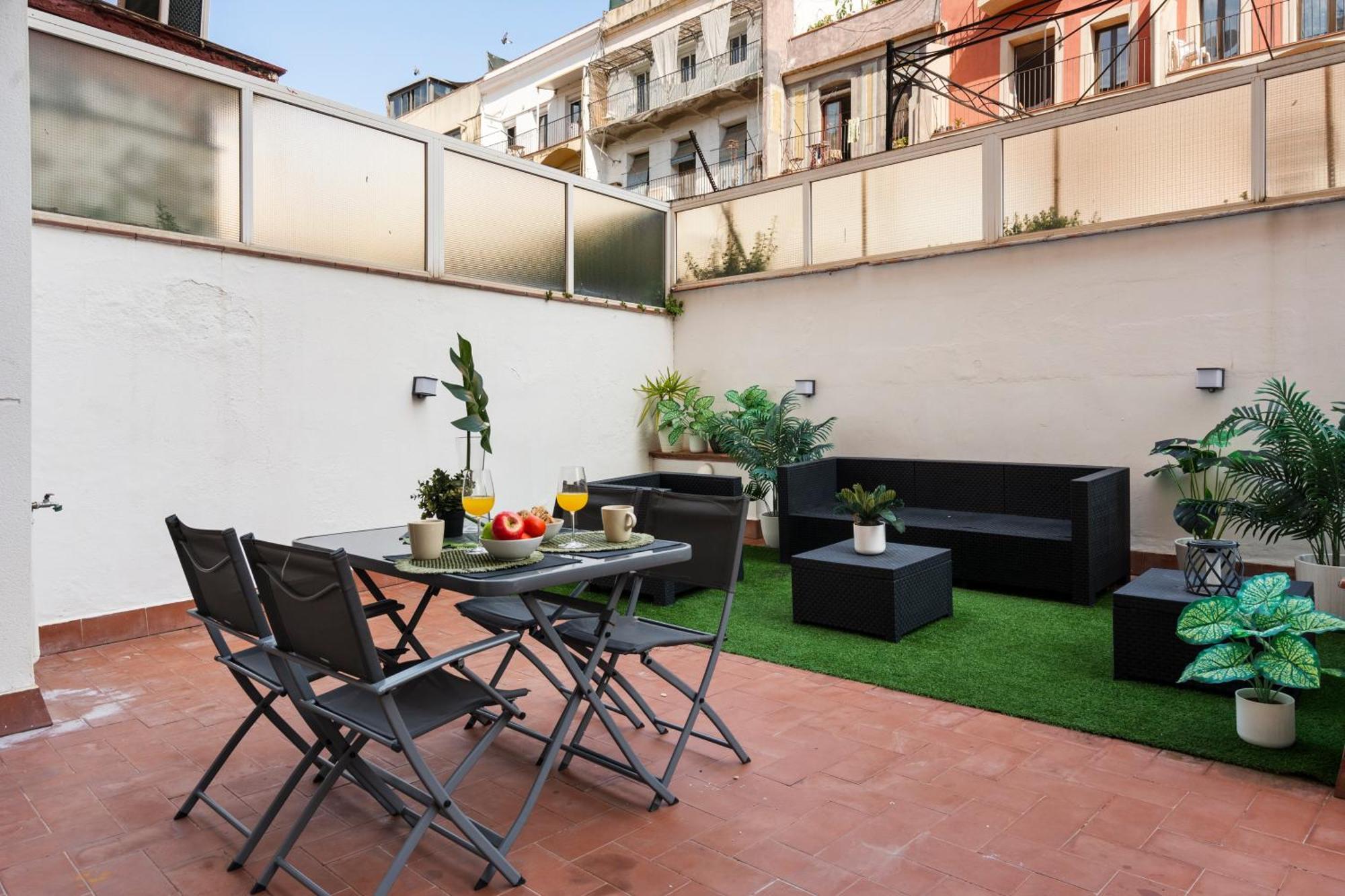 Lodging Apartments Liceu 11 Barselona Dış mekan fotoğraf